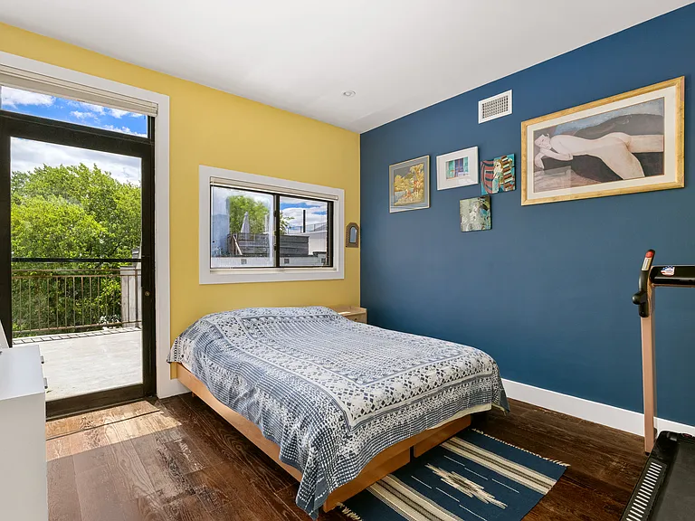 15 Wolcott St #1 — Photo 7