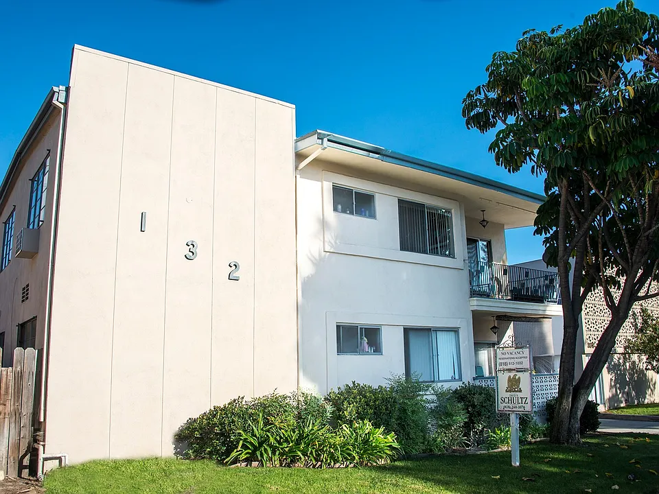 132 N Sinclair Ave