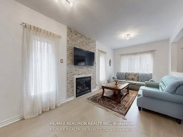 37 Jonas Millway Whitchurch — Photo 5