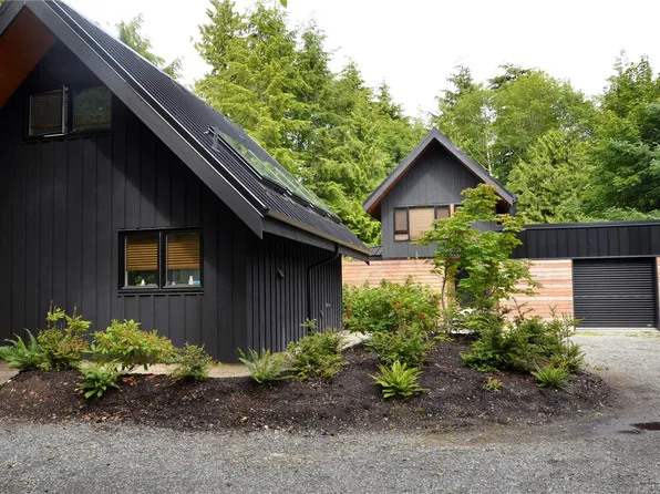 1156 Pacific Rim Hwy, Tofino, BC V0R 2Z0