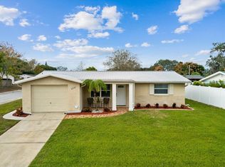 9331 Rainbow Ln, Port Richey, FL 34668