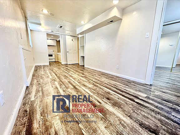 4th image of 339 1/2 S Garfield Ave