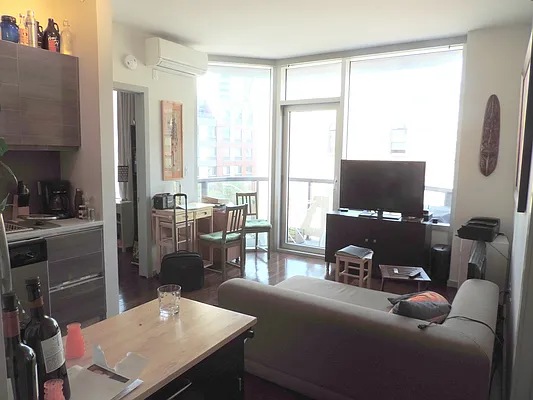 Rented by J Misrahi Realty Corp | media 20