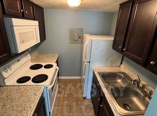 411 Iowa Ave APT 4, Louisville, KY 40208