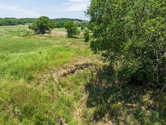 5th image of 1380 County Road 4000