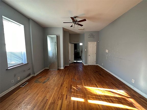 3rd image of 3733 Minnesota Ave