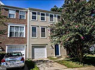 13206 Fox Ripple Ln, Herndon, VA 20171