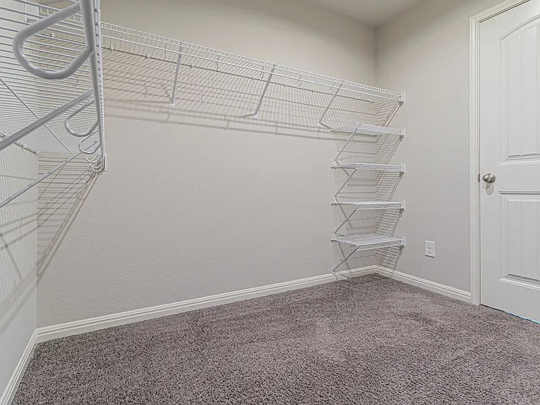 13214 Bucktree Dr — Photo 32