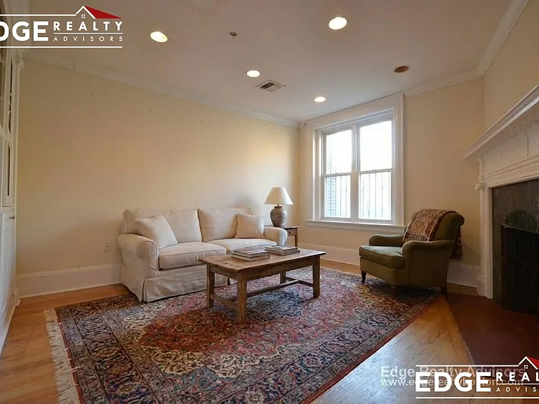 14 Sutherland Rd #1 — Photo 2