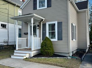 1096 Tacoma St, New Bedford, MA 02745