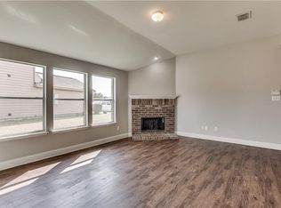 814 Oak Hollow Ln, Anna, TX 75409