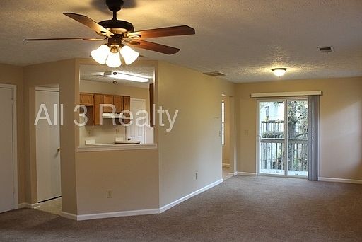 4th image of 6515 Eastbriar Dr