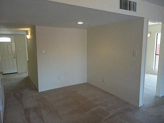 5th image of 5556 N Colony Blvd