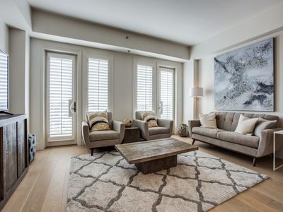 4611 Travis St #807A, Dallas, TX, 75205
