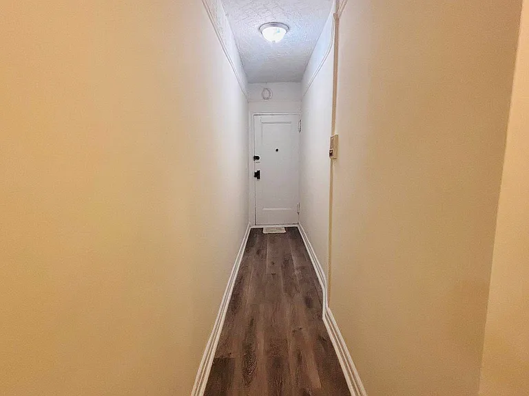209 Bennett Ave #3B — Photo 6