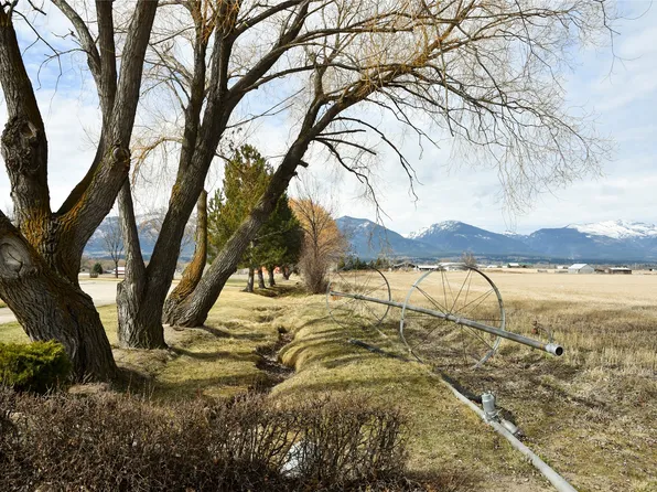 519 Quast Ln, Corvallis, MT 59828