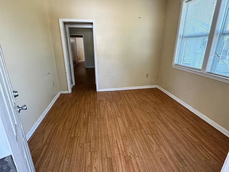 1589 Jackson Ave #1589 — Photo 6