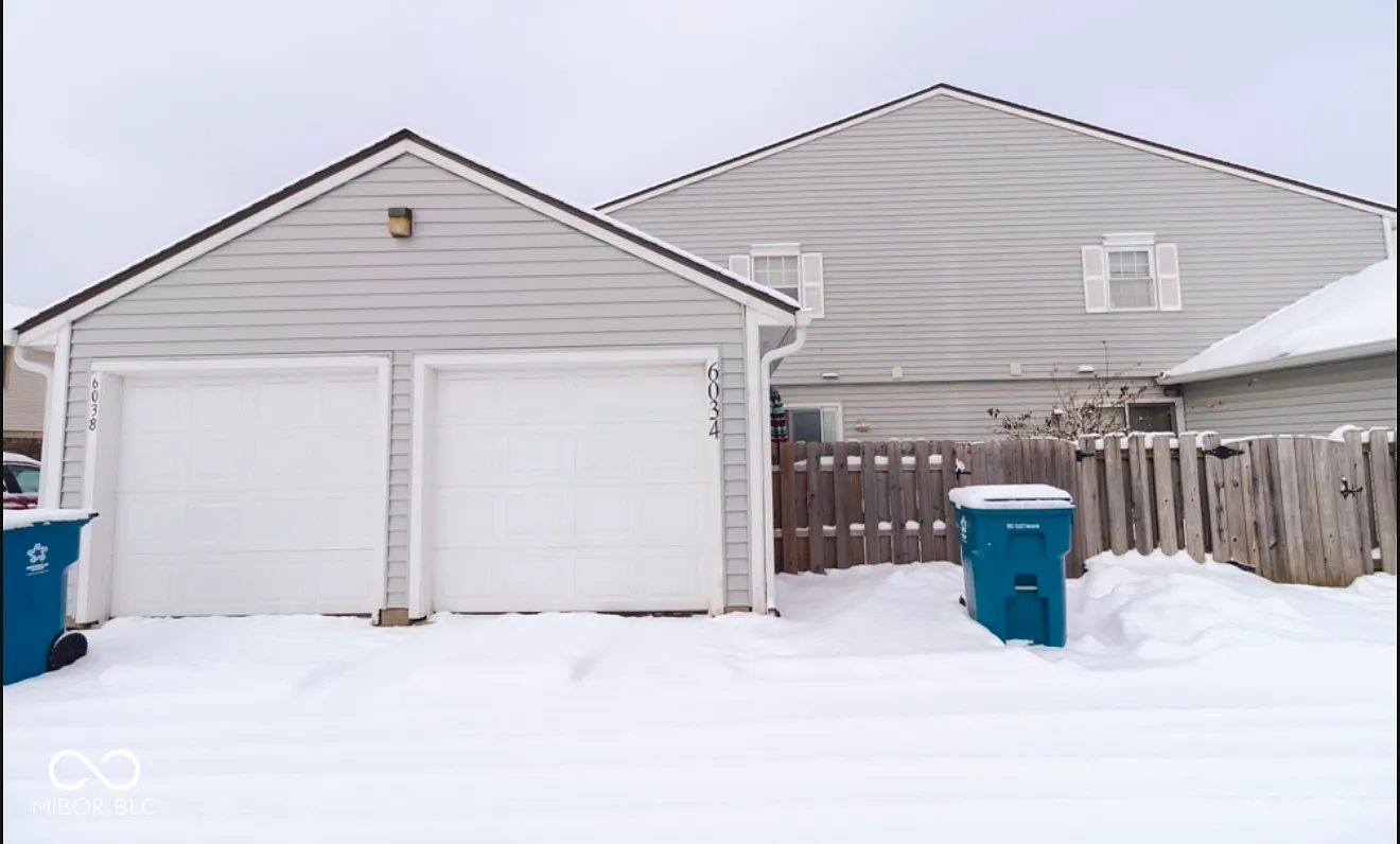 6034 Oakbrook Ln photo 1
