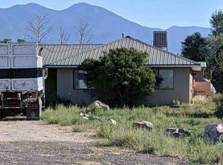123 State Road 240, Ranchos De Taos, NM 87557