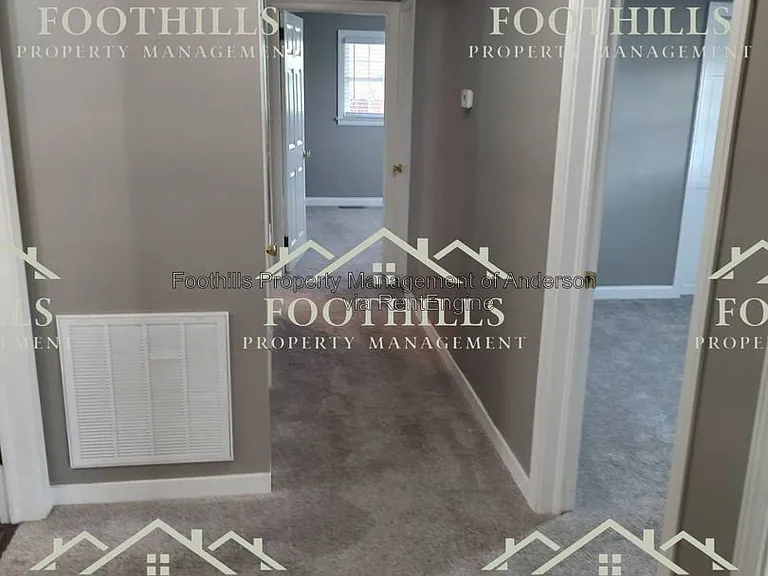 510 Drayton Cir — Photo 6