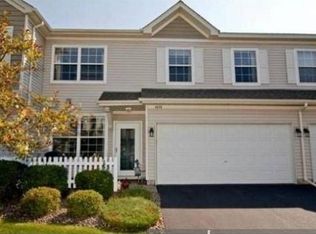 1870 Wildflower Ct, Shoreview, MN 55126
