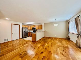 1754 N 175th Plz, Omaha, NE 68118