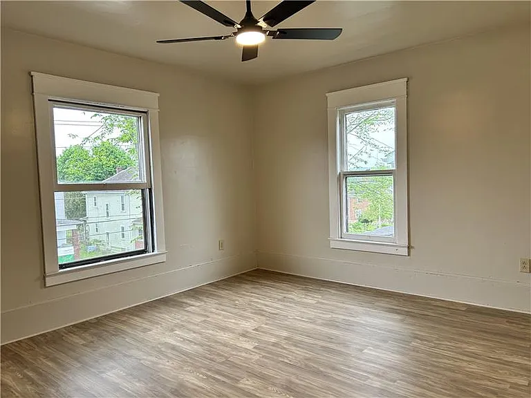 377 Lawson Ave #2 — Photo 9