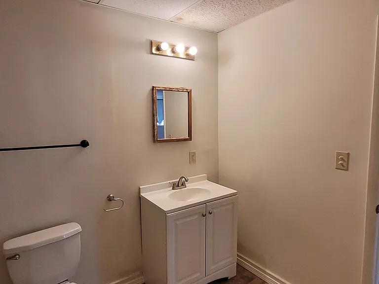 3 Summit Ave #3B — Photo 8