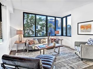 211 E 13th St #5I, New York, NY 10003