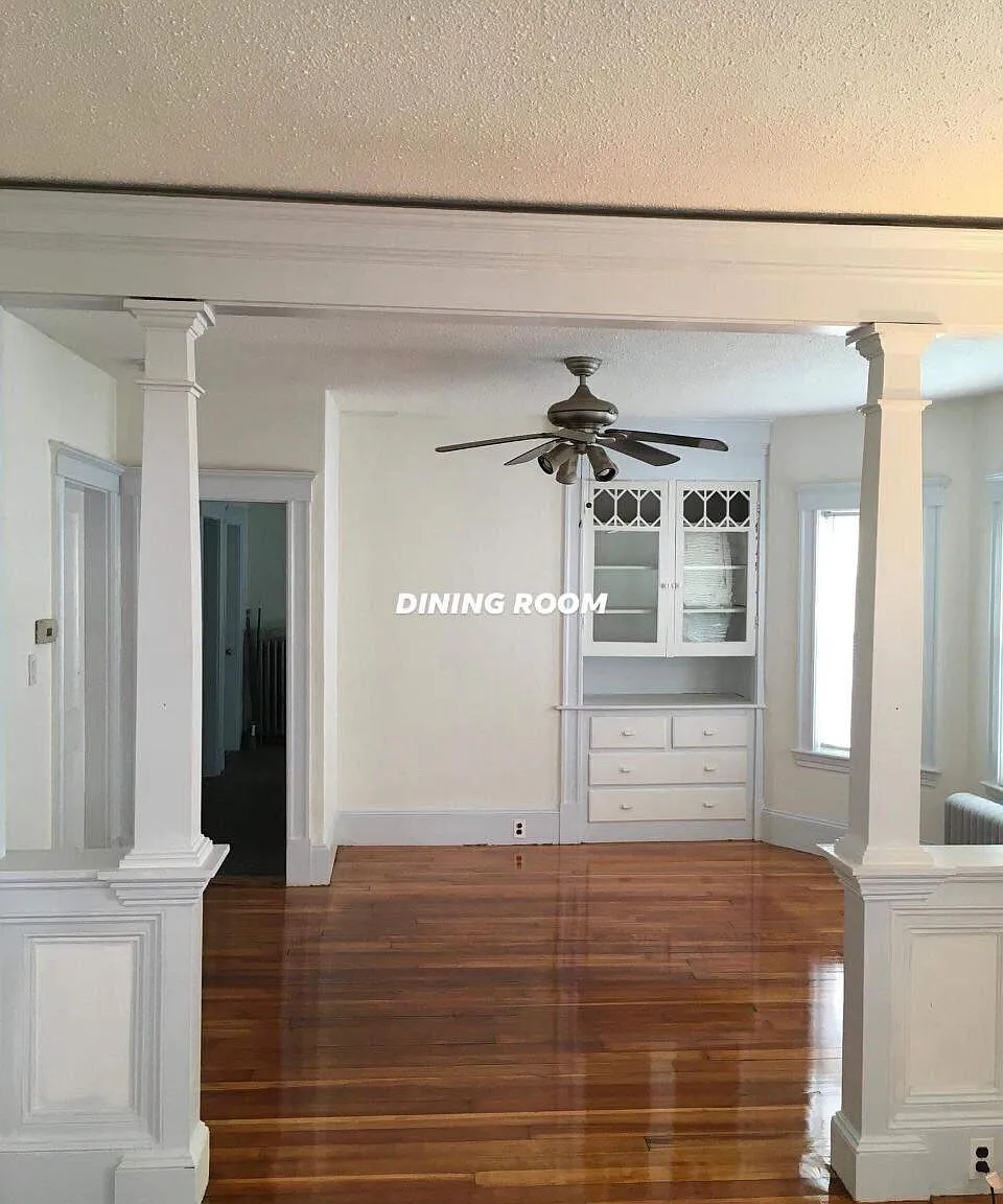 2 bed, 1300 sqft, $2,590 — Photo 1