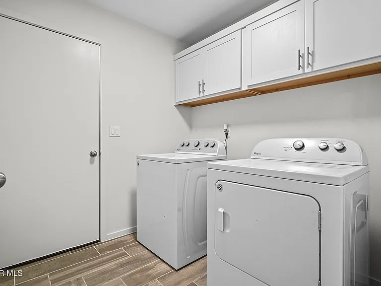 15220 Apex Ct — Photo 26