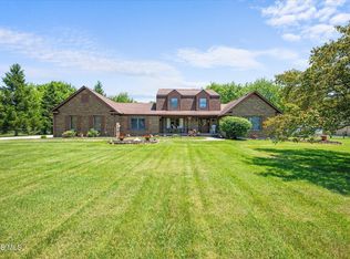 1453 S Wynn Rd, Oregon, OH 43616