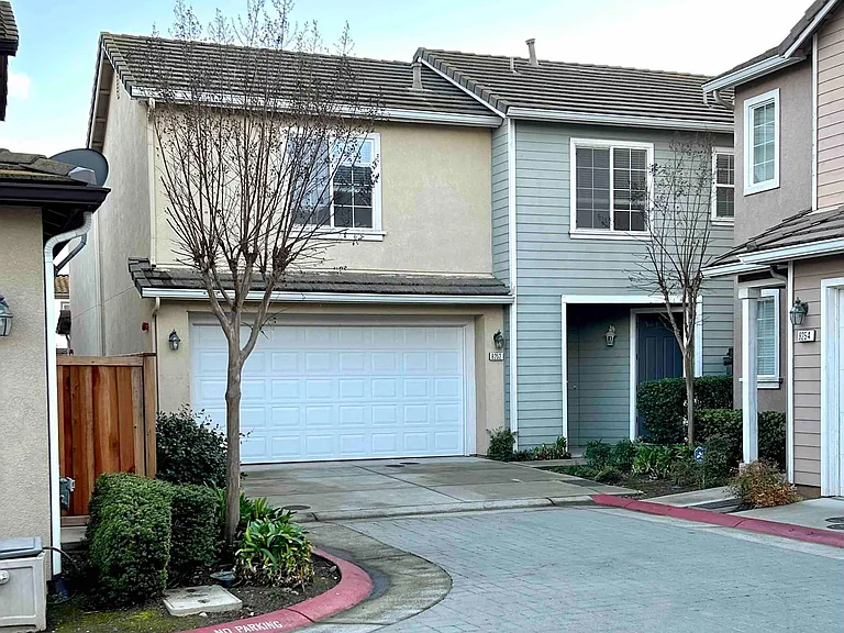 8252 Crystal Walk Cir — Photo 1