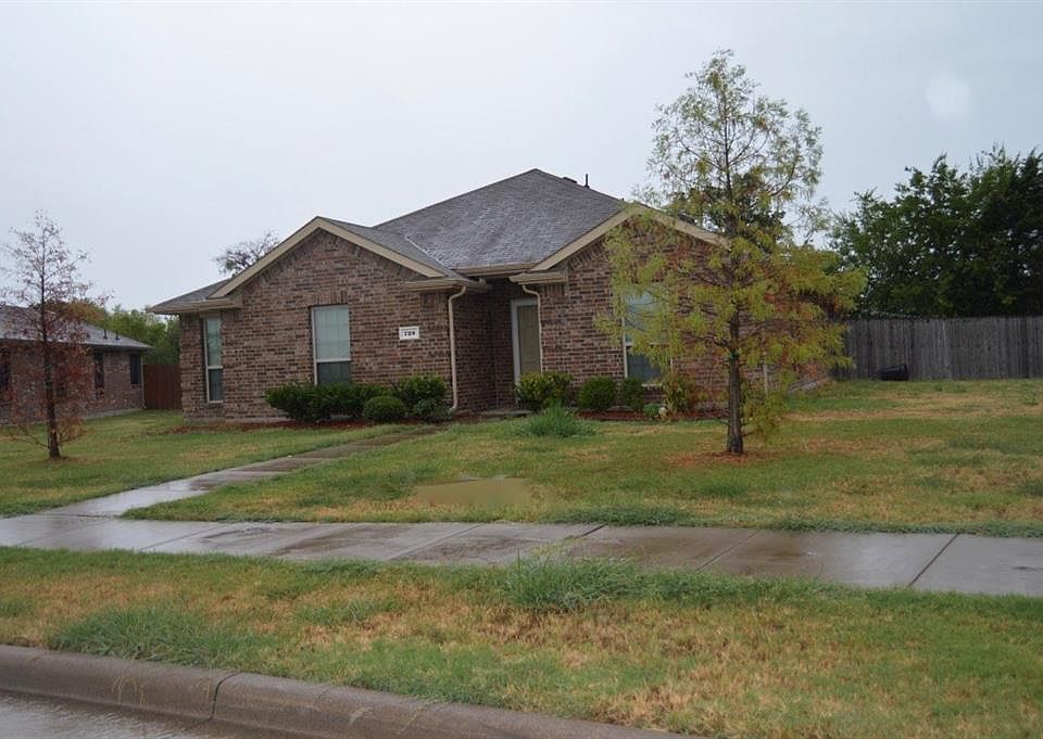 1st image of 720 Rain Lily Dr