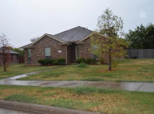 720 Rain Lily Dr, Desoto, TX 75115