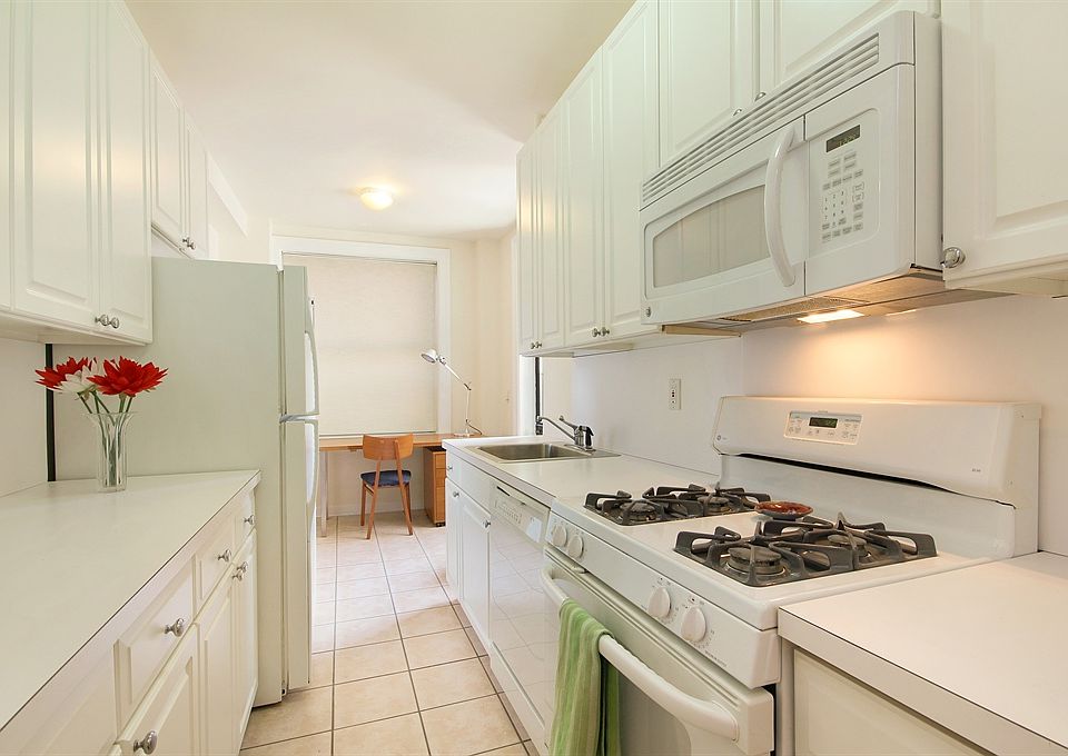 2nd image of 395 Riverside Dr APT 7F