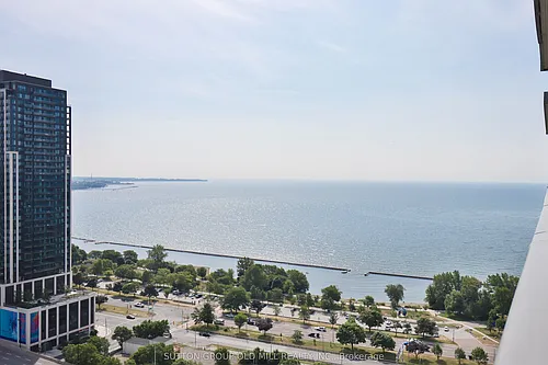 105 The Queensway Photo 1