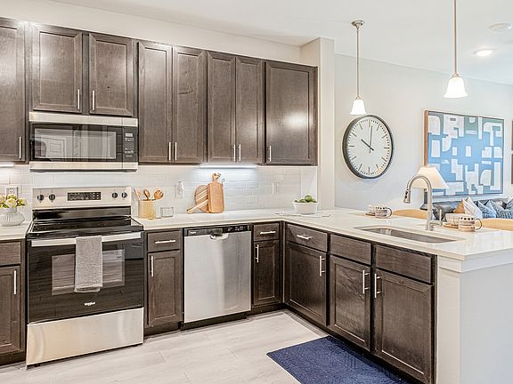 2nd image of 2425 Bardin Rd #2312