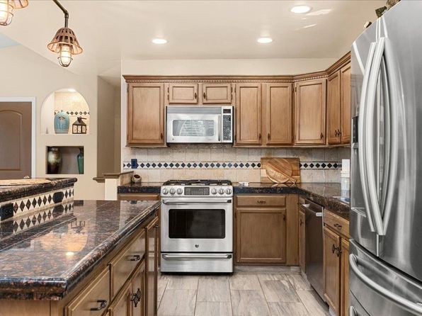 16924 Oscar Dr, Grass Valley, CA 95949