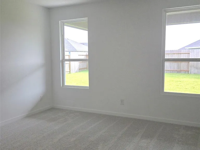 6511 Silver Emperor Ln — Photo 19