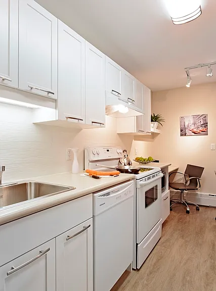 253 Edison Ave #6 — Photo 2