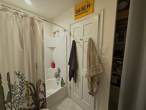 4th image of 5 S Main St APT 3