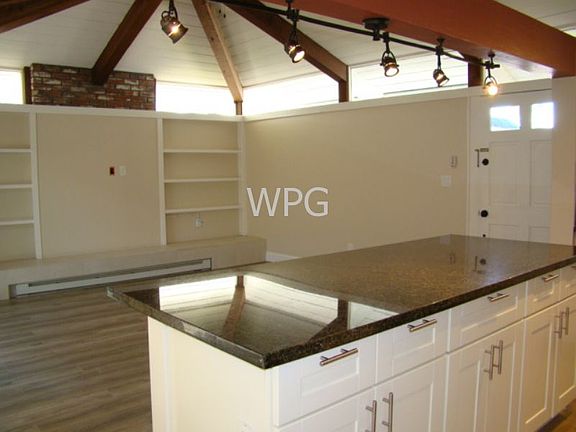 3rd image of 606 Millich Dr Unit A