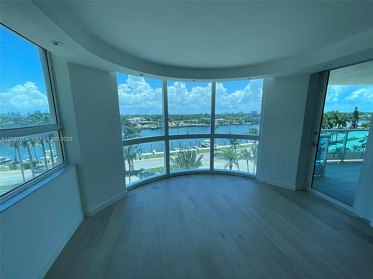 5025 Collins Ave #601 — Photo 12