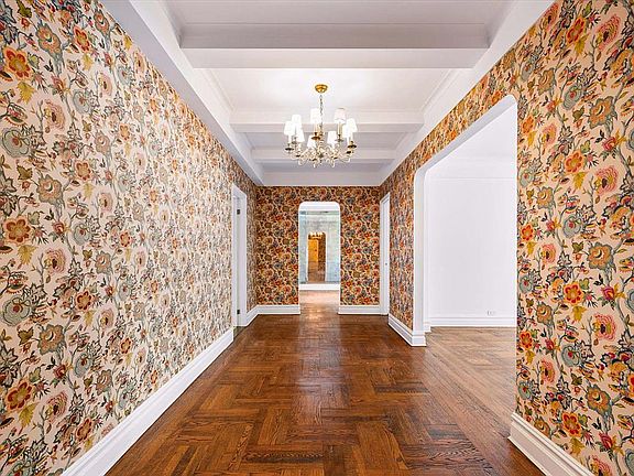 4th image of 1150 Park Ave #6D