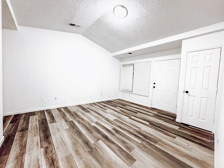 1703 N. 3rd St. Apartments — Photo 13