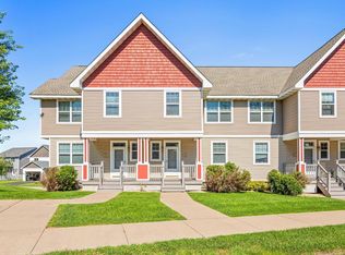 29 Heritage Blvd, Hudson, WI 54016