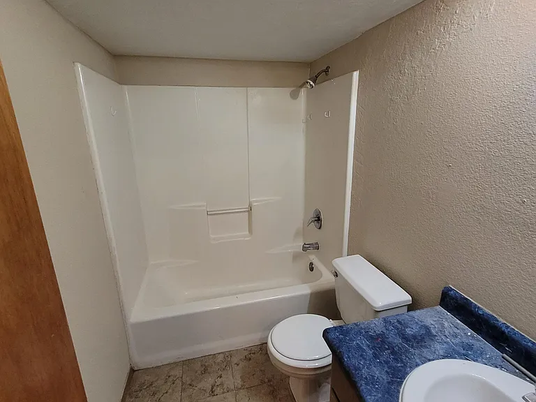3951 W Tracy St — Photo 30