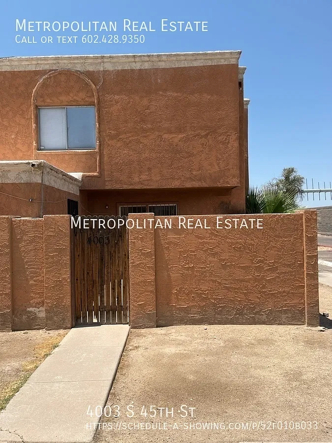 3 bed, 1.5 bath, 1008 sqft, $1,195 — Photo 2