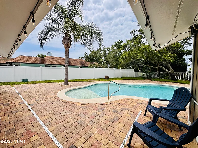 916 Cobia Dr — Photo 35